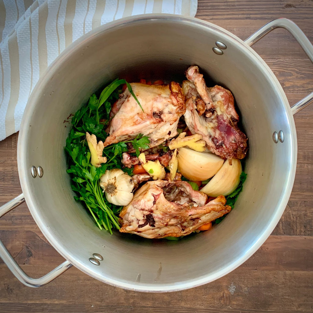 How to Make Delicious and Nutritious Homemade Oxtail Bone Broth